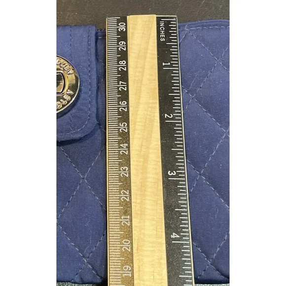 Vera Bradley RFID Turnlock Wallet Classic Navy Blue‎ Quilted Zip Around Travel - Picture 6 of 6